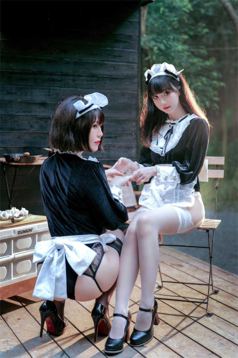 半半子&面饼仙儿 - （BANBANKOxMianZelizer）メイド姉妹[74P/364M]（2）